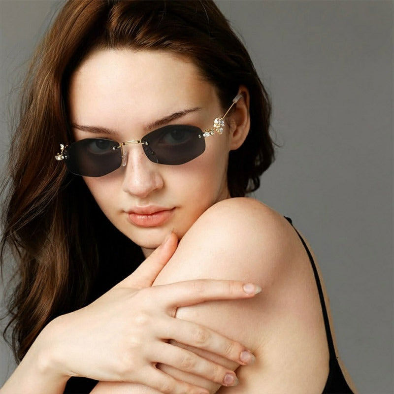 Lenstorm T1557 Luxury Korean Crystal-Embellished Jennie-Style Fashion Sunglasses