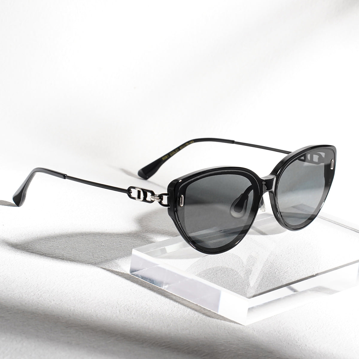 Lenstorm TZ5082 Luxe Chain Sunglasses